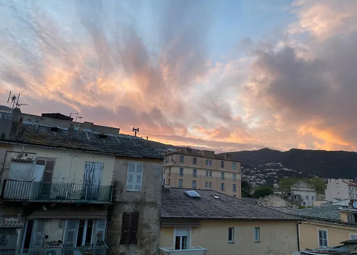 Beautiful, Hyper-center Bastia (Corsica)