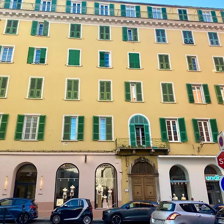 Beautiful, Hyper-center Apartment Bastia (Corsica)