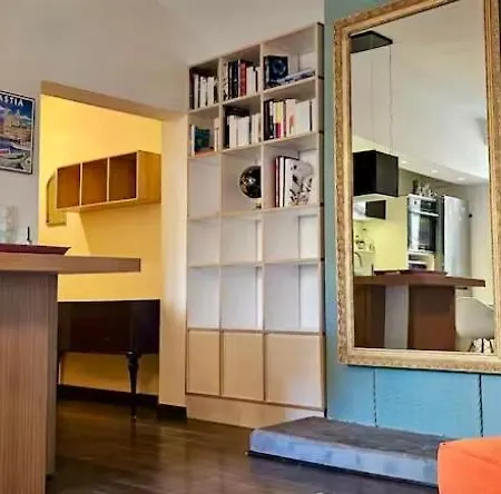 Beautiful, Hyper-center Apartment